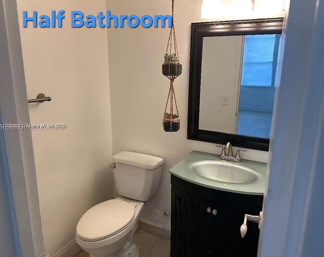 BAYVIEW PALMS · #115 in North Miami - Photo 9