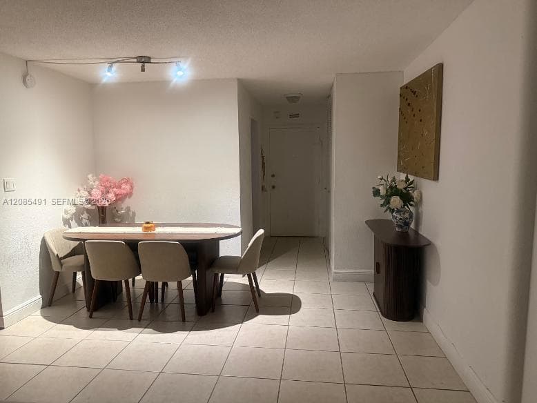 BAYVIEW PALMS · #115 in North Miami - Photo 10