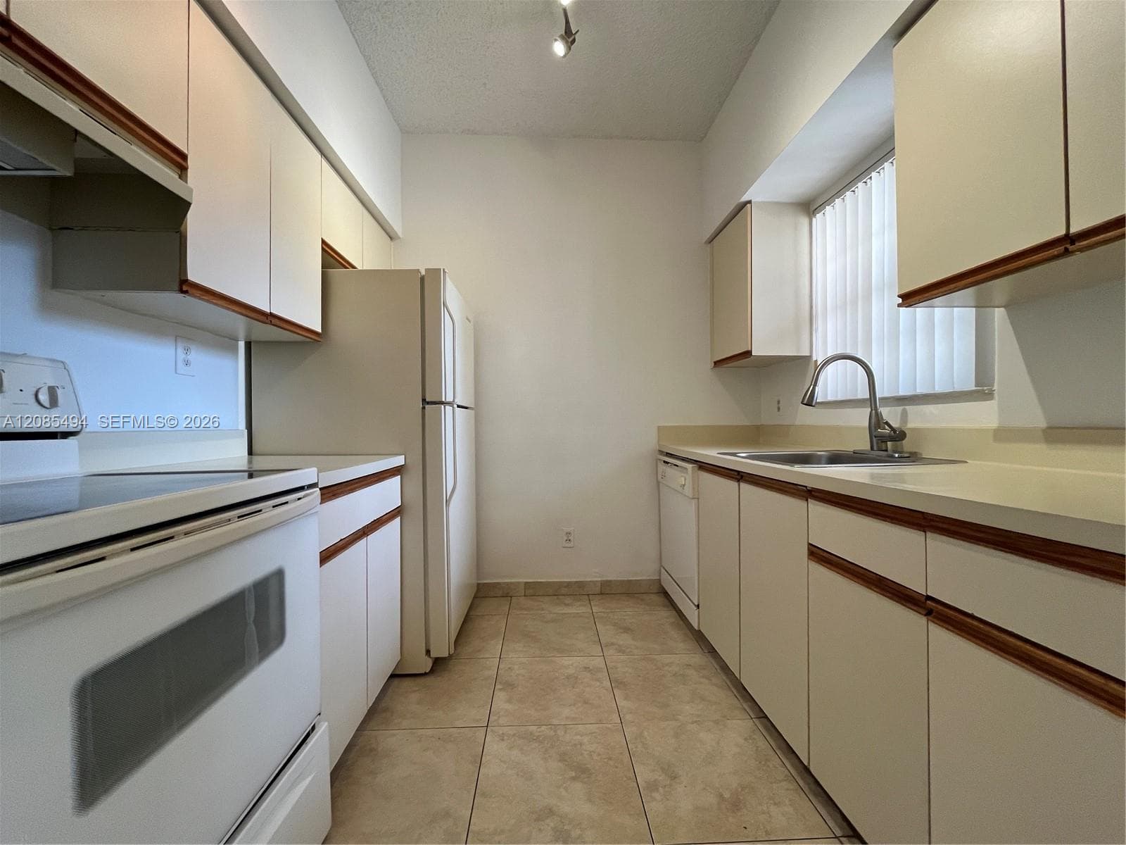WATERS EDGE AT DEERFIELD · #A20 in Deerfield Beach - Photo 1