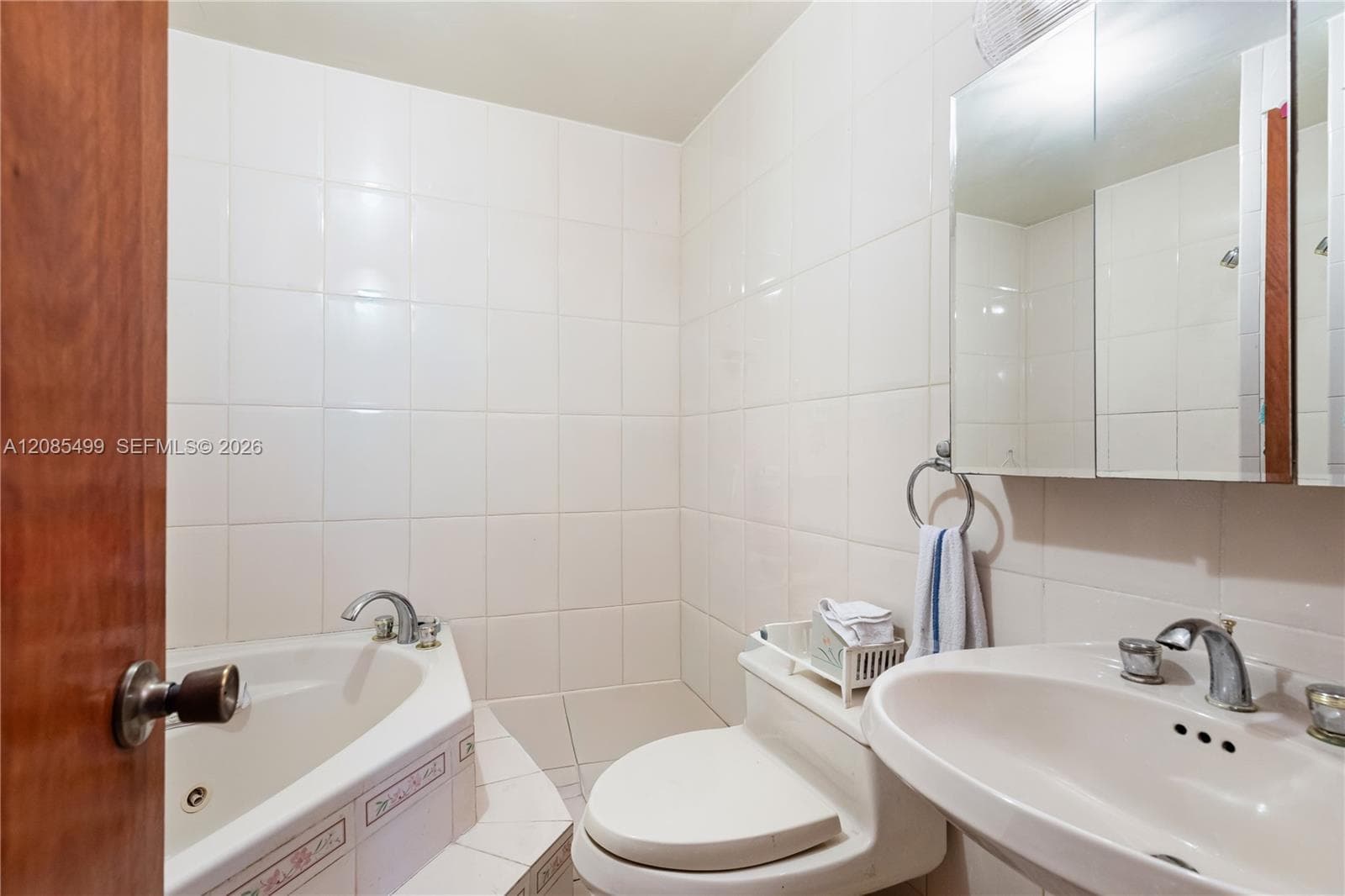 13828 SW 22nd Ter photo 13