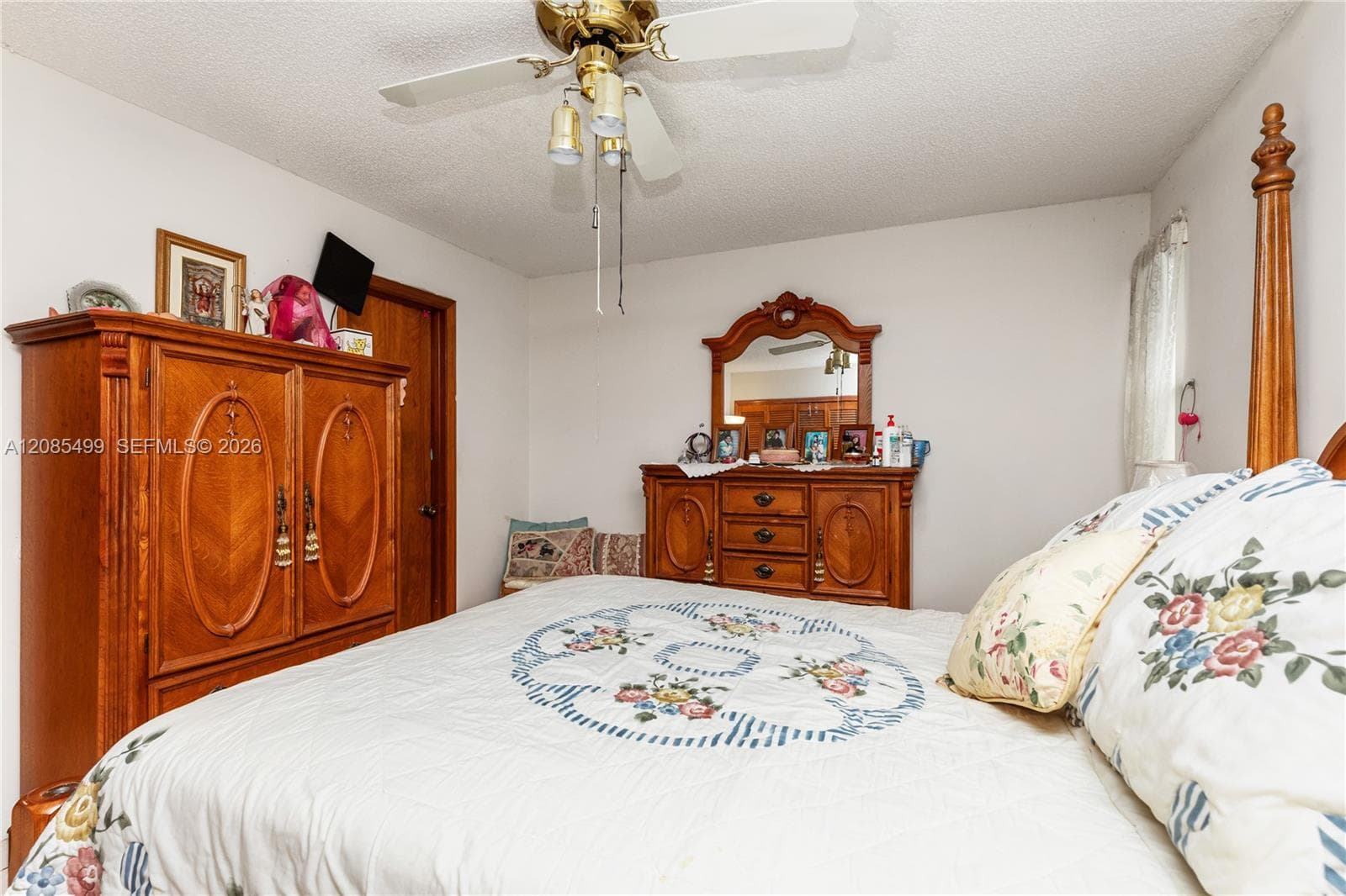 13828 SW 22nd Ter photo 12