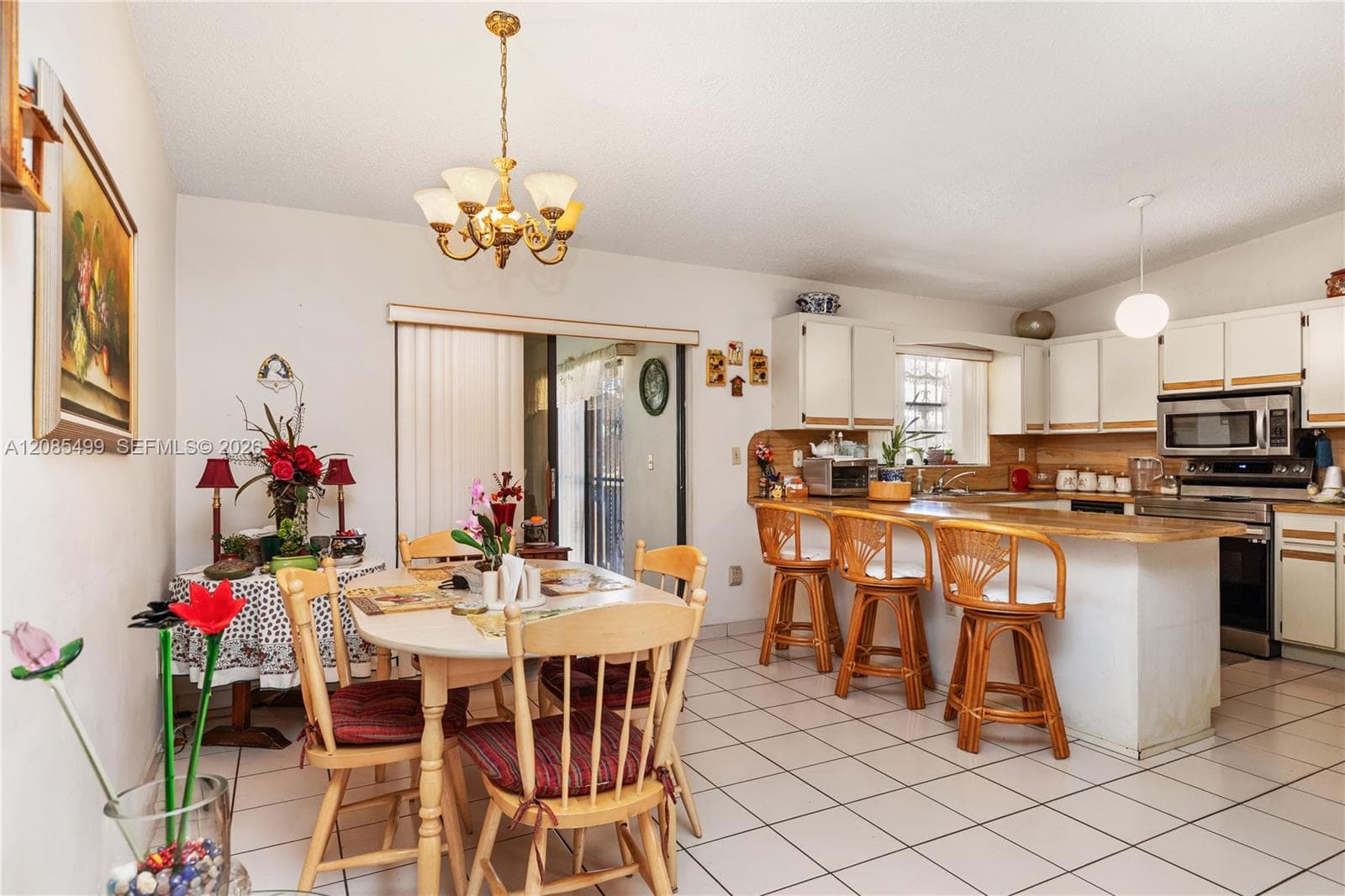13828 SW 22nd Ter photo 5