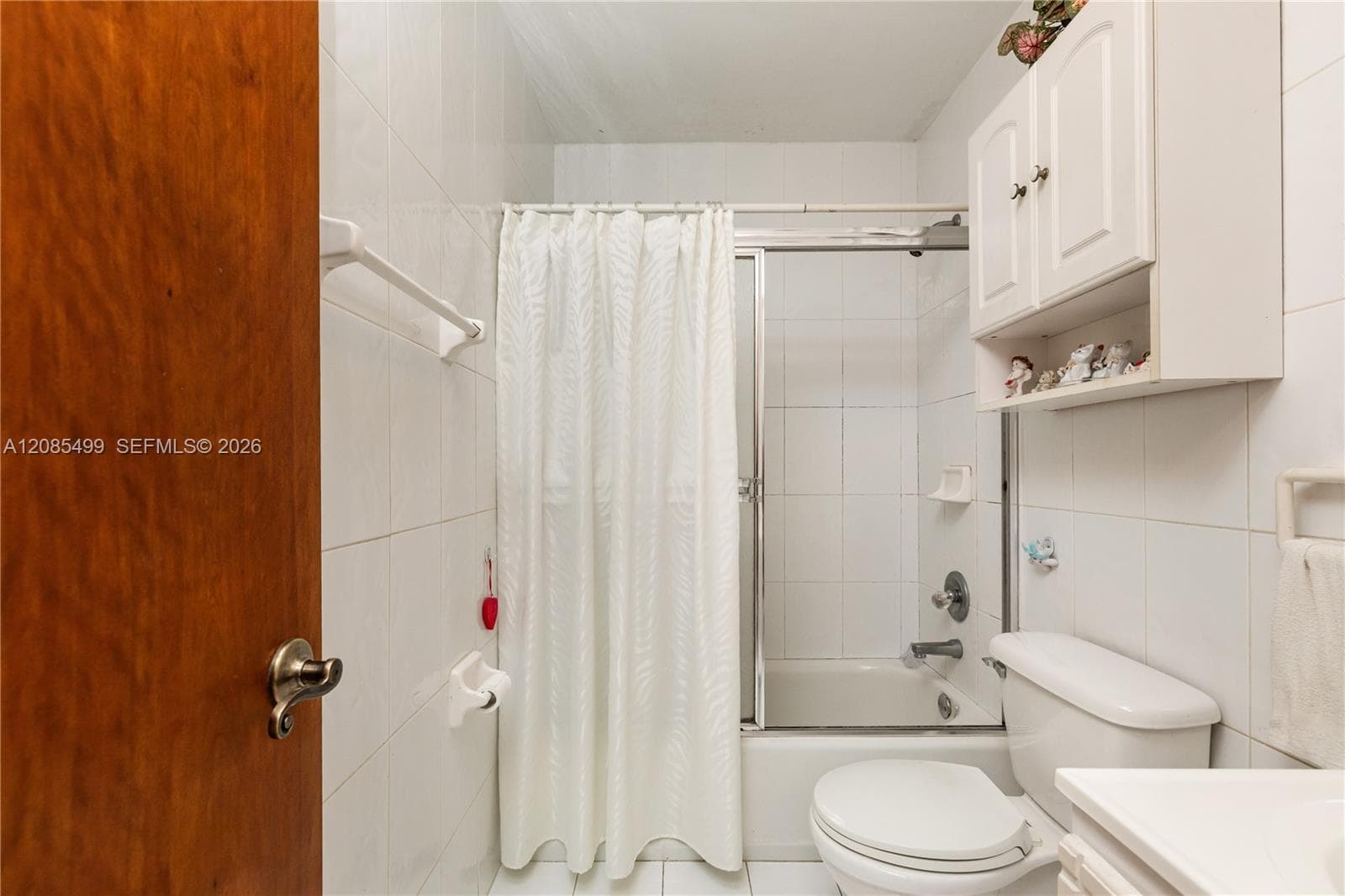 13828 SW 22nd Ter photo 18