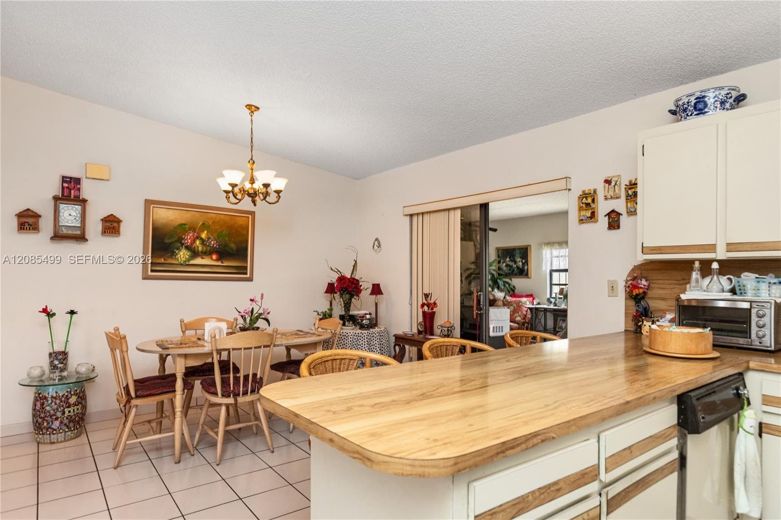 13828 SW 22nd Ter photo 8