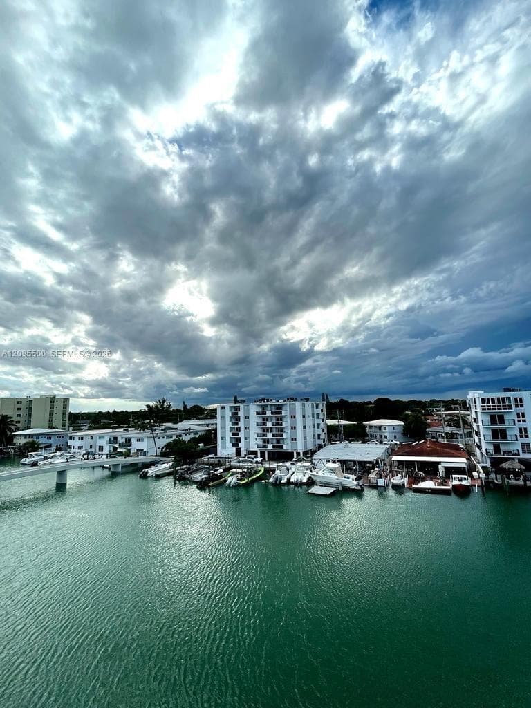 Byron Marina Condominium · #504 in Miami Beach - Photo 20