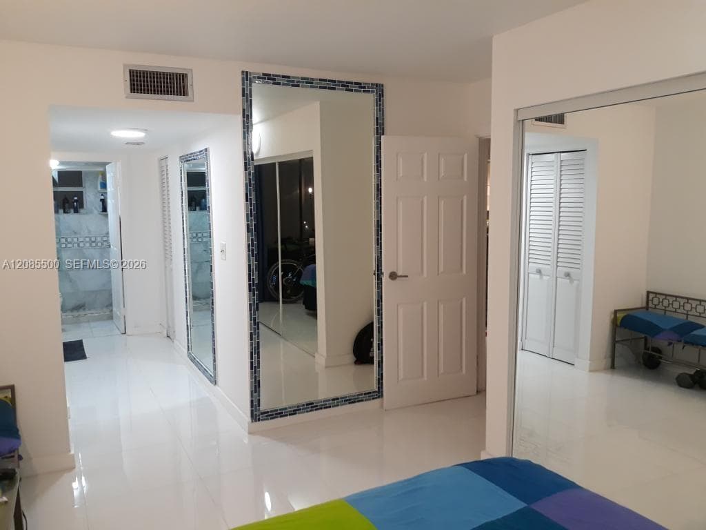 Byron Marina Condominium · #504 in Miami Beach - Photo 11