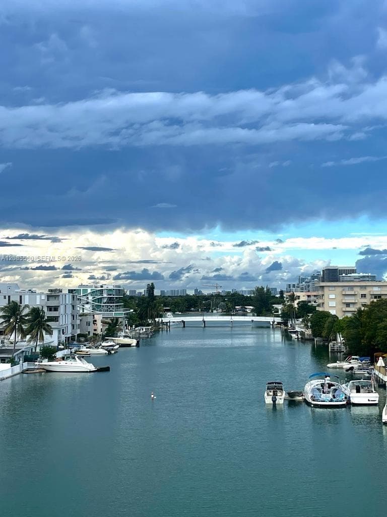 Byron Marina Condominium · #504 in Miami Beach - Photo 19