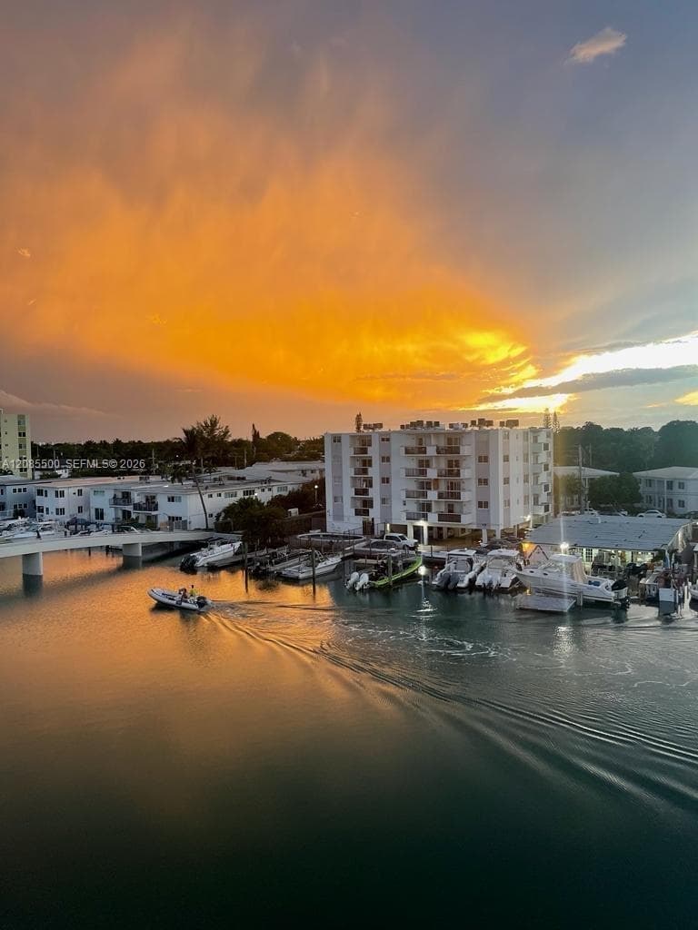Byron Marina Condominium · #504 in Miami Beach - Photo 21
