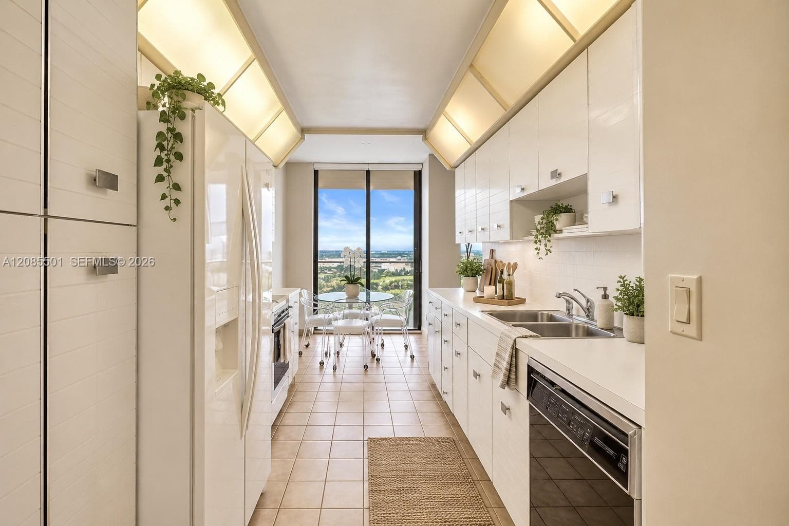 MARINA TOWER CONDO · #23C in Aventura - Photo 6