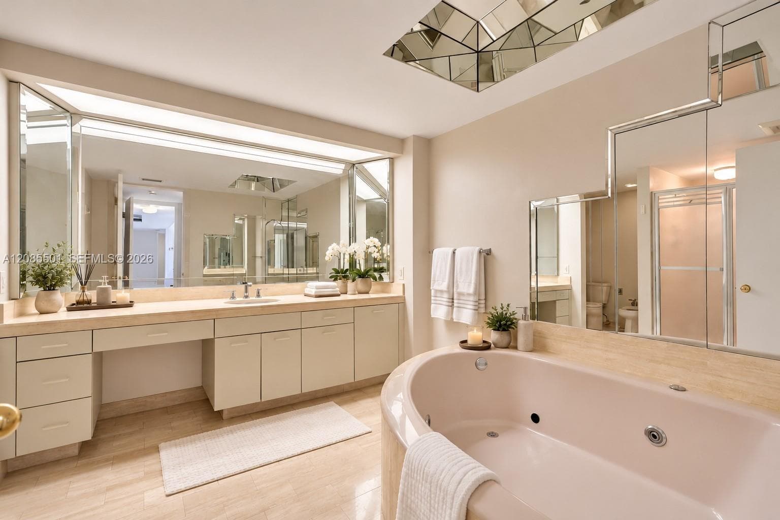 MARINA TOWER CONDO · #23C in Aventura - Photo 10