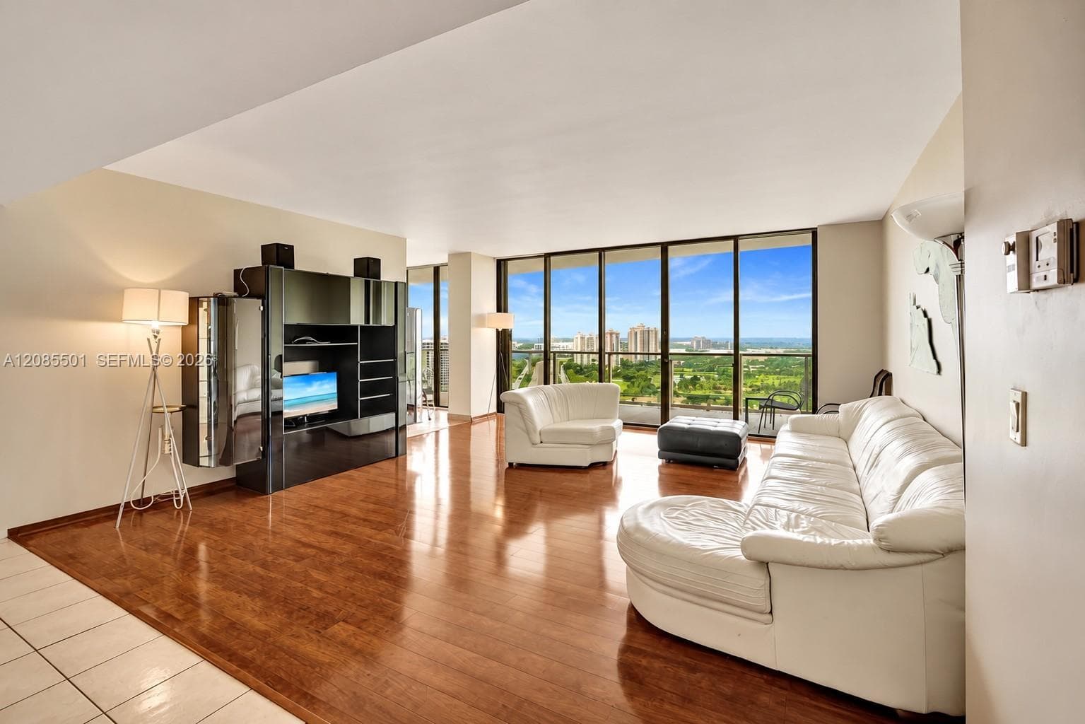 MARINA TOWER CONDO · #23C in Aventura - Photo 4