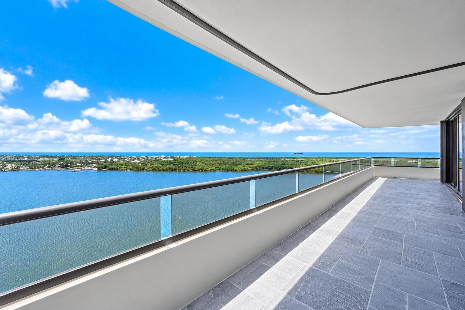 100 Lakeshore Dr 2151 - 45