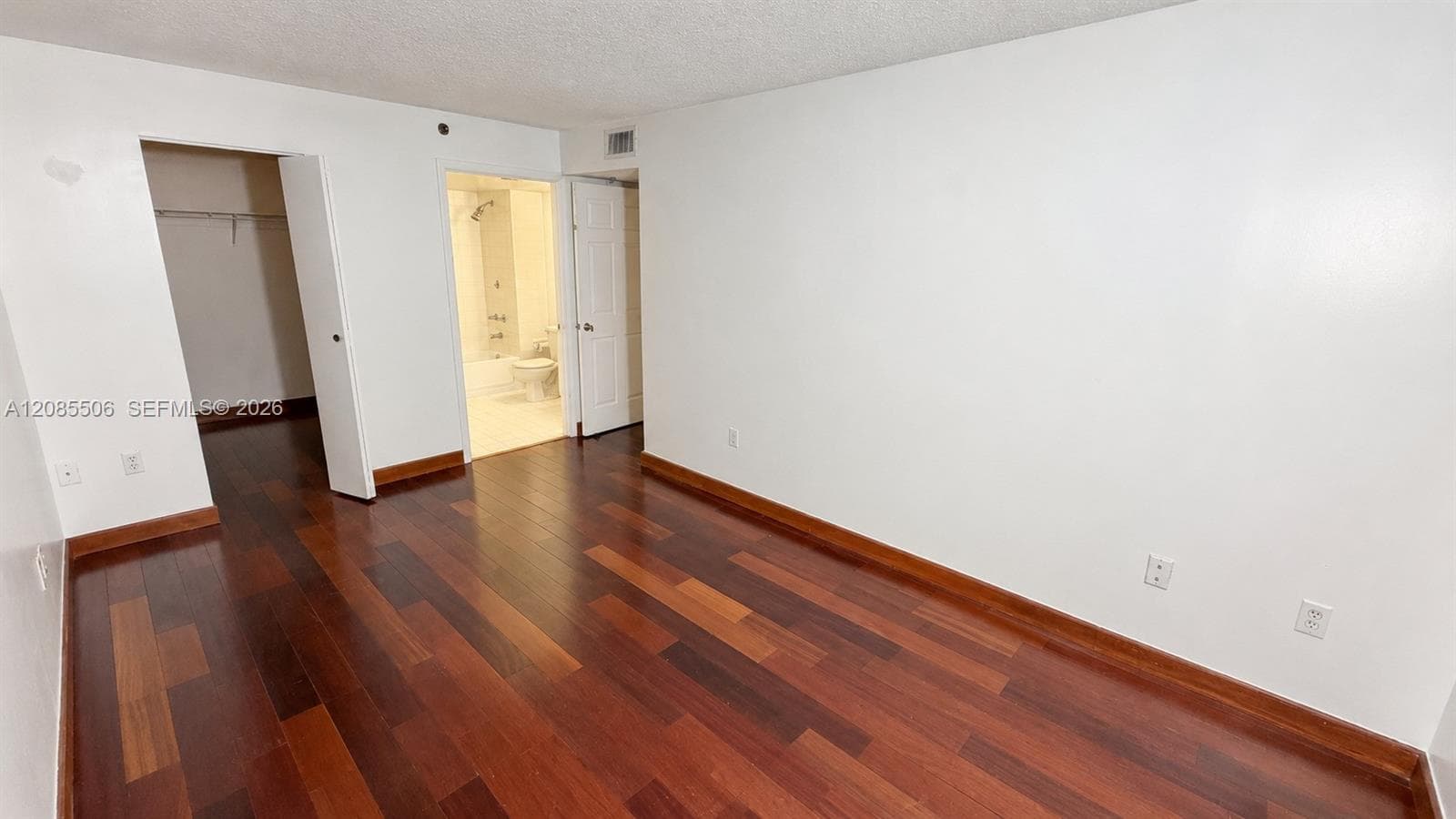 CASA GRANDE I TOWERS COND · #1403 in Miami - Photo 6