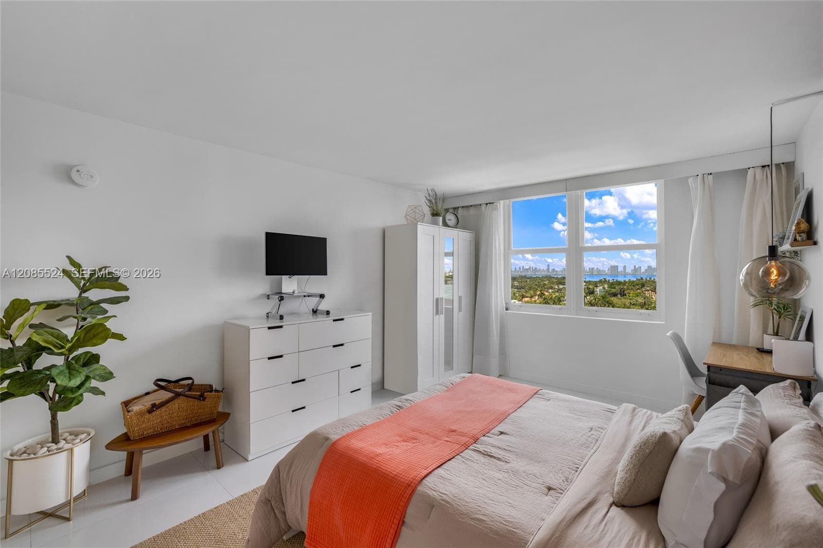 AQUASOL CONDO · #11E in Miami Beach - Photo 33