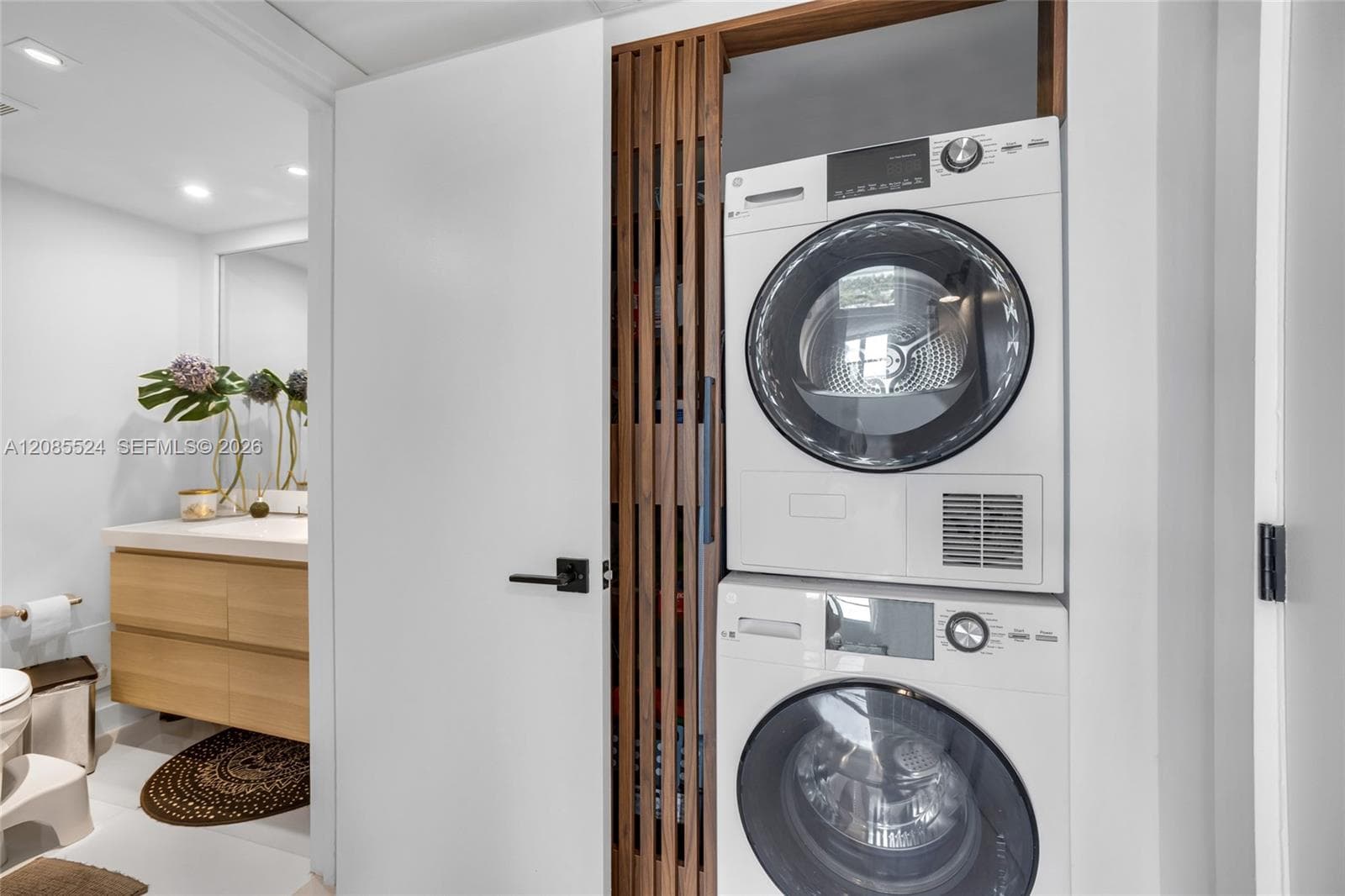 AQUASOL CONDO · #11E in Miami Beach - Photo 39