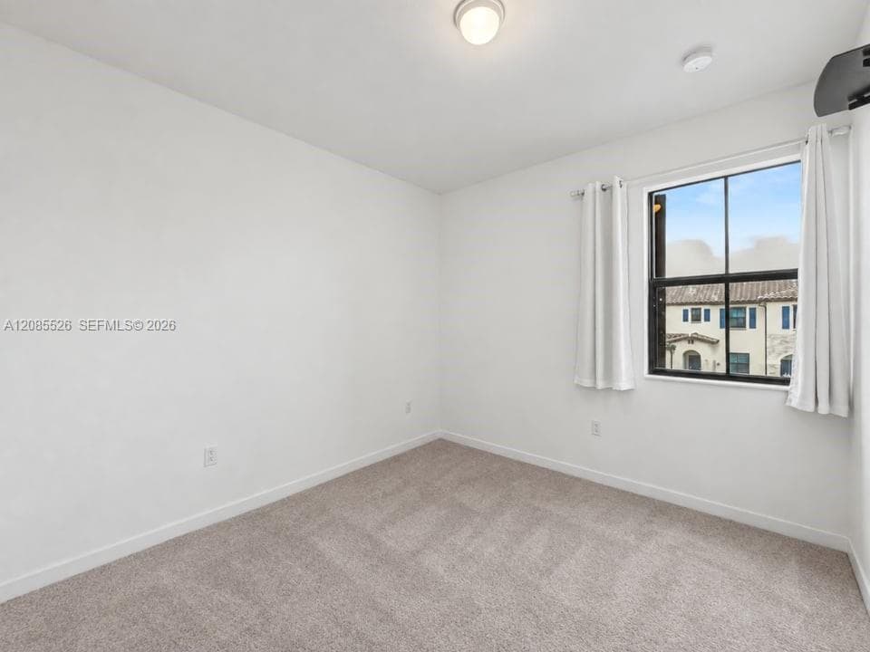 11805 SW 245th Ter photo 11