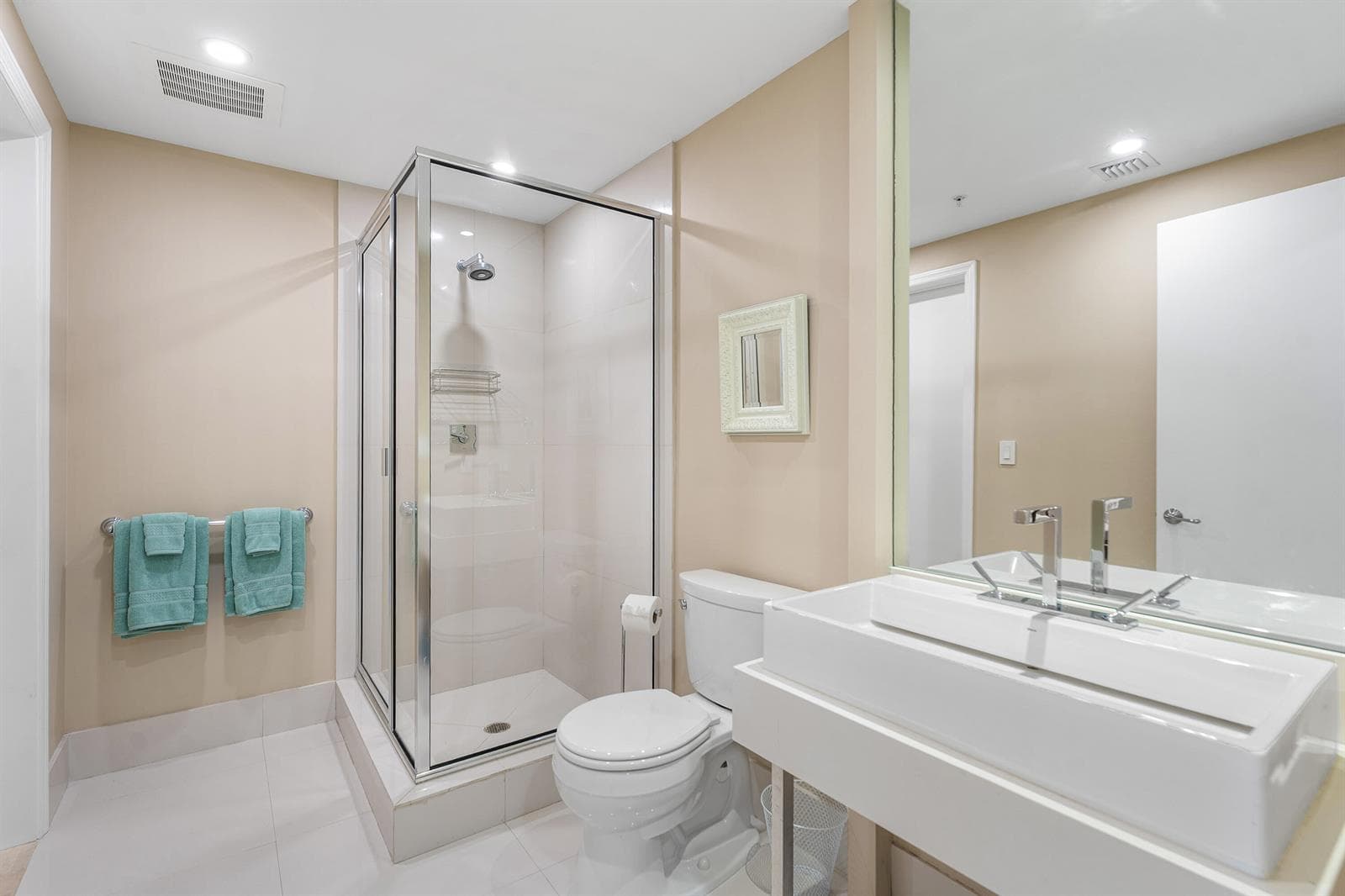 019-155SouthOceanAvenue-305-WestPalmBeac