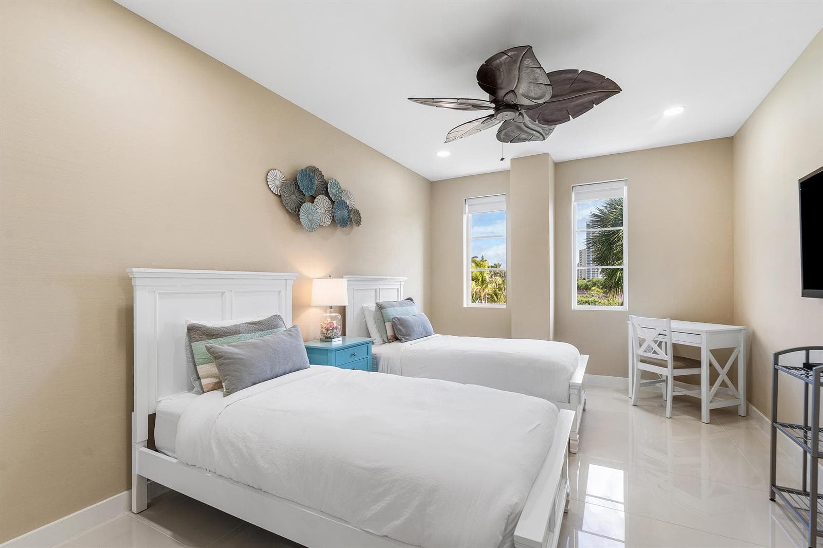 017-155SouthOceanAvenue-305-WestPalmBeac