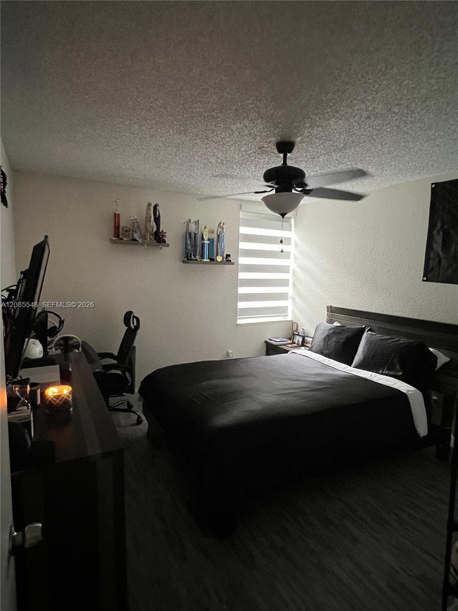 Los Arboles · #F104 in Hialeah - Photo 2