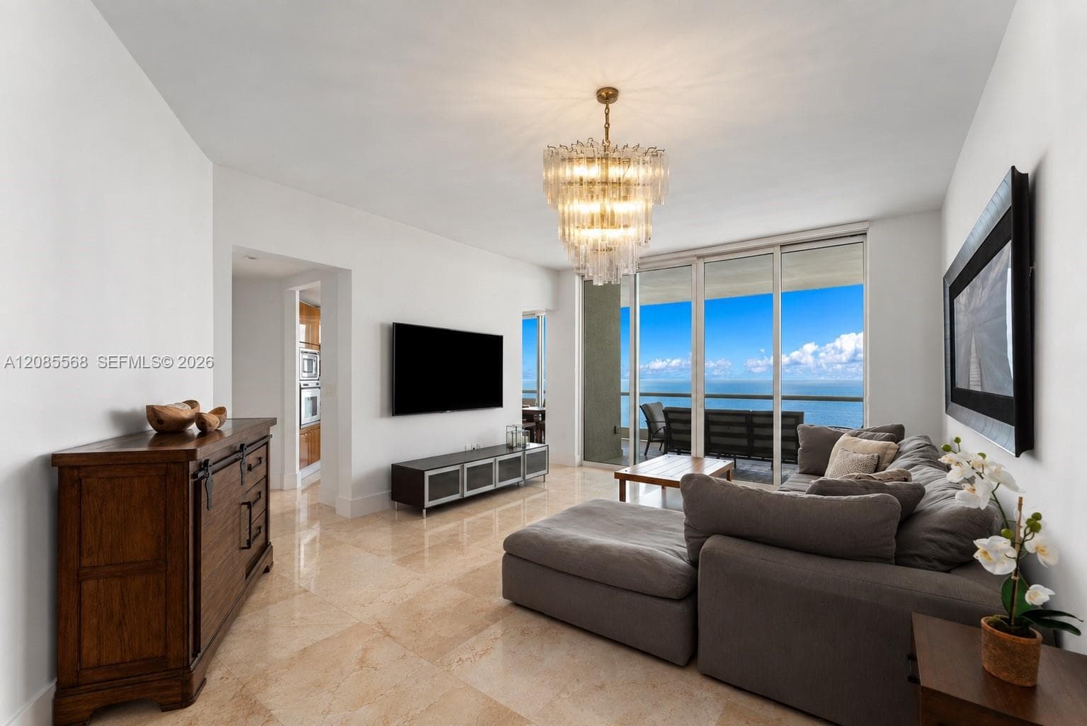 Turnberry Ocean Colony · #2502 in Sunny Isles Beach - Photo 2