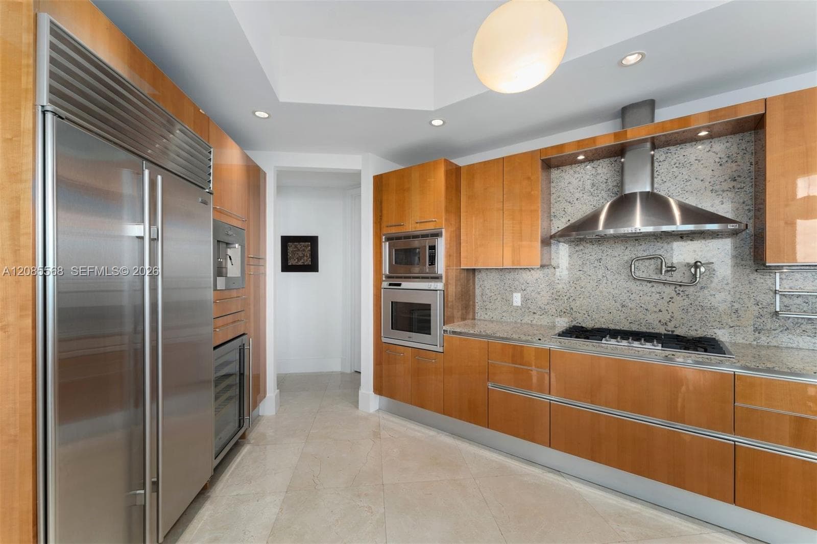 Turnberry Ocean Colony · #2502 in Sunny Isles Beach - Photo 9