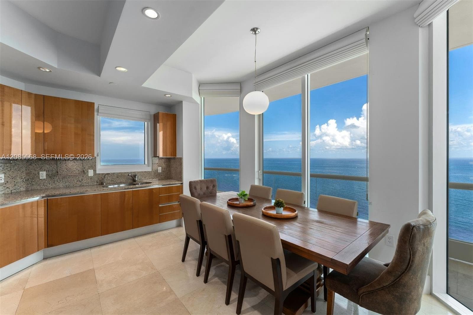 Turnberry Ocean Colony · #2502 in Sunny Isles Beach - Photo 8