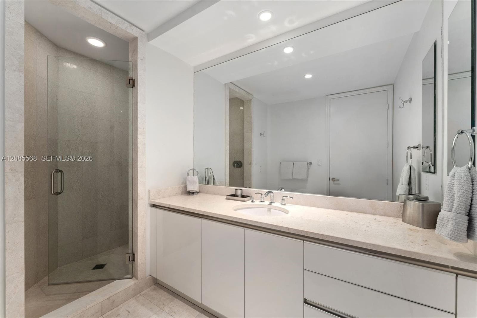 Turnberry Ocean Colony · #2502 in Sunny Isles Beach - Photo 25
