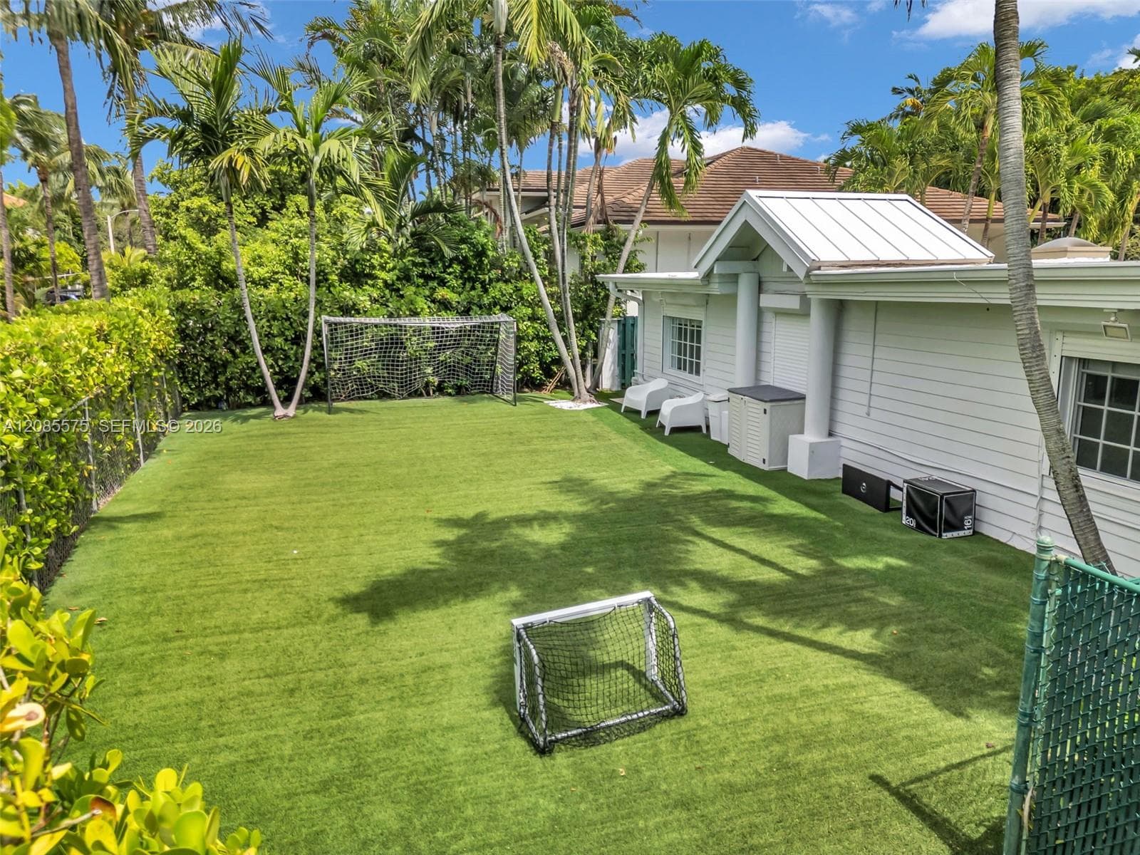 755 Curtiswood Dr photo 39