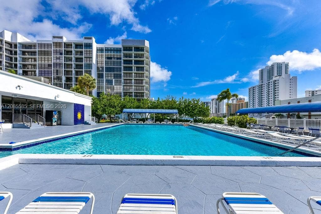 TOWERS OF OCEANVIEW SOUTH · #829 in Hallandale Beach - Photo 36