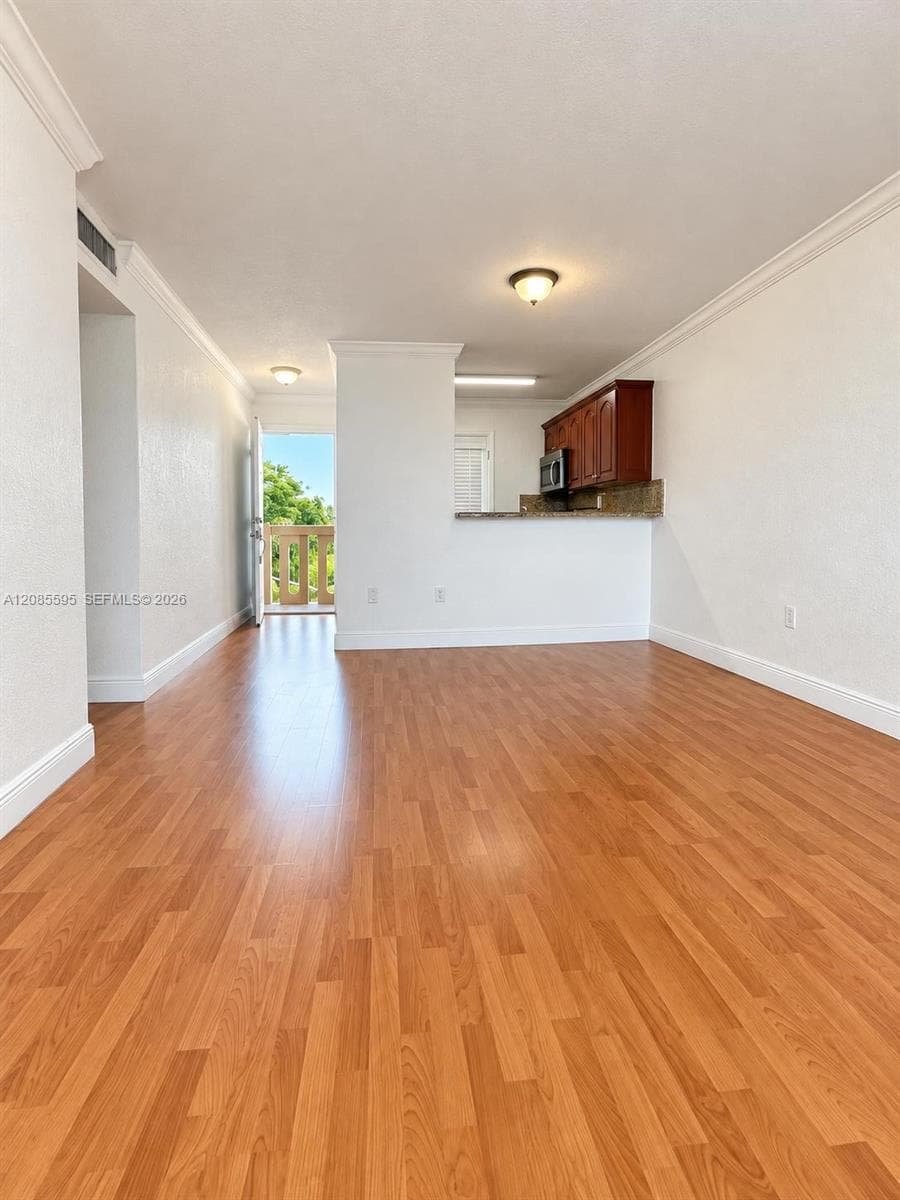 MADEIRA VILLAGE CONDO · #304 in Coral Gables - Photo 5