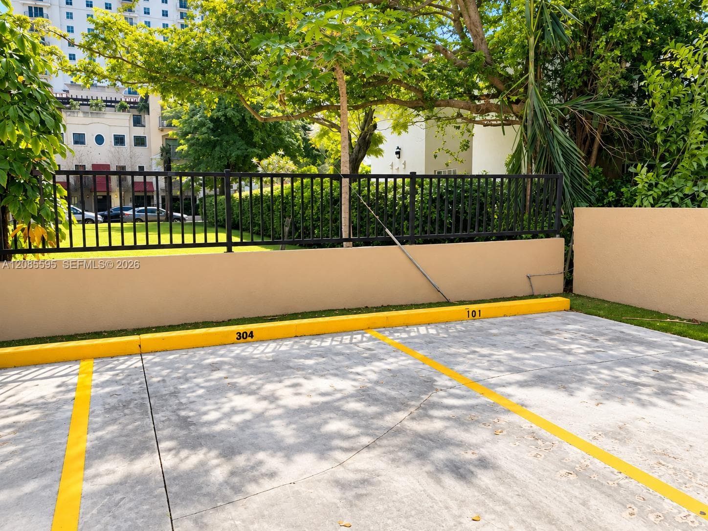 MADEIRA VILLAGE CONDO · #304 in Coral Gables - Photo 15