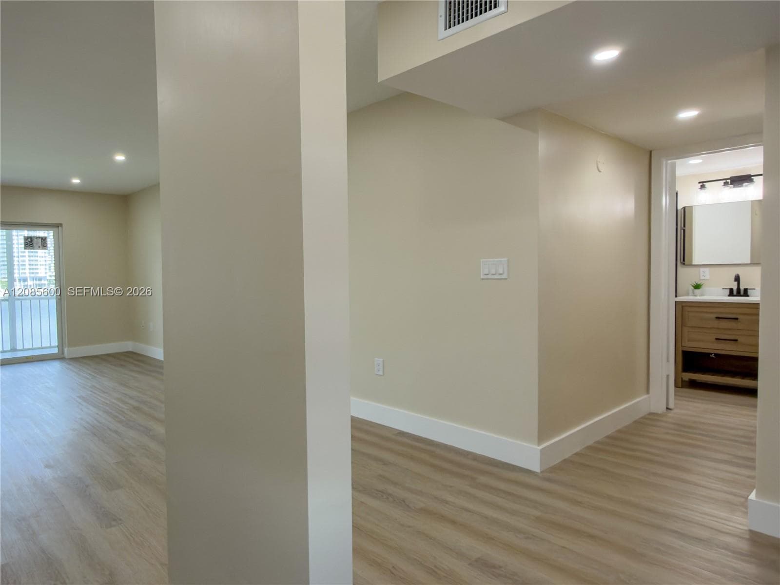 Point East · #B304 in Aventura - Photo 17
