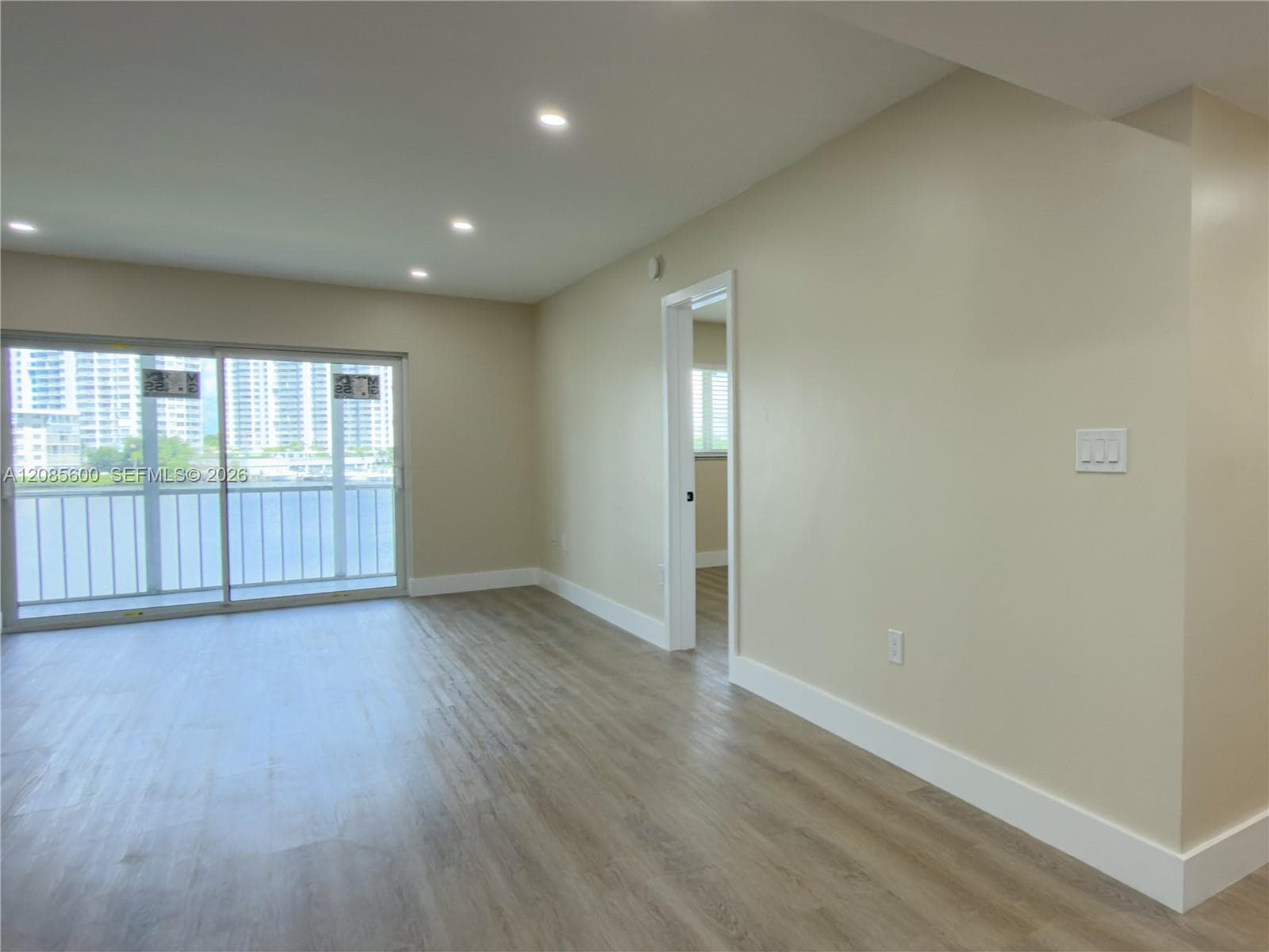 Point East · #B304 in Aventura - Photo 14