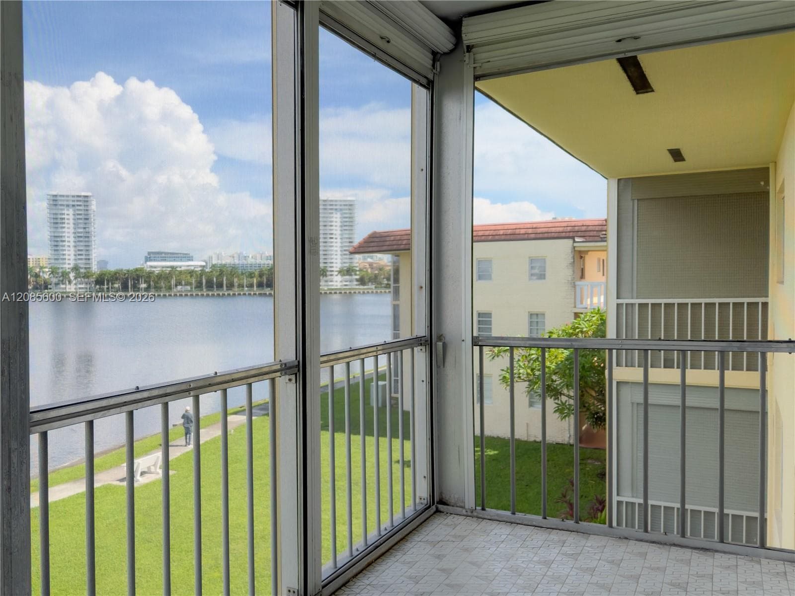 Point East · #B304 in Aventura - Photo 15