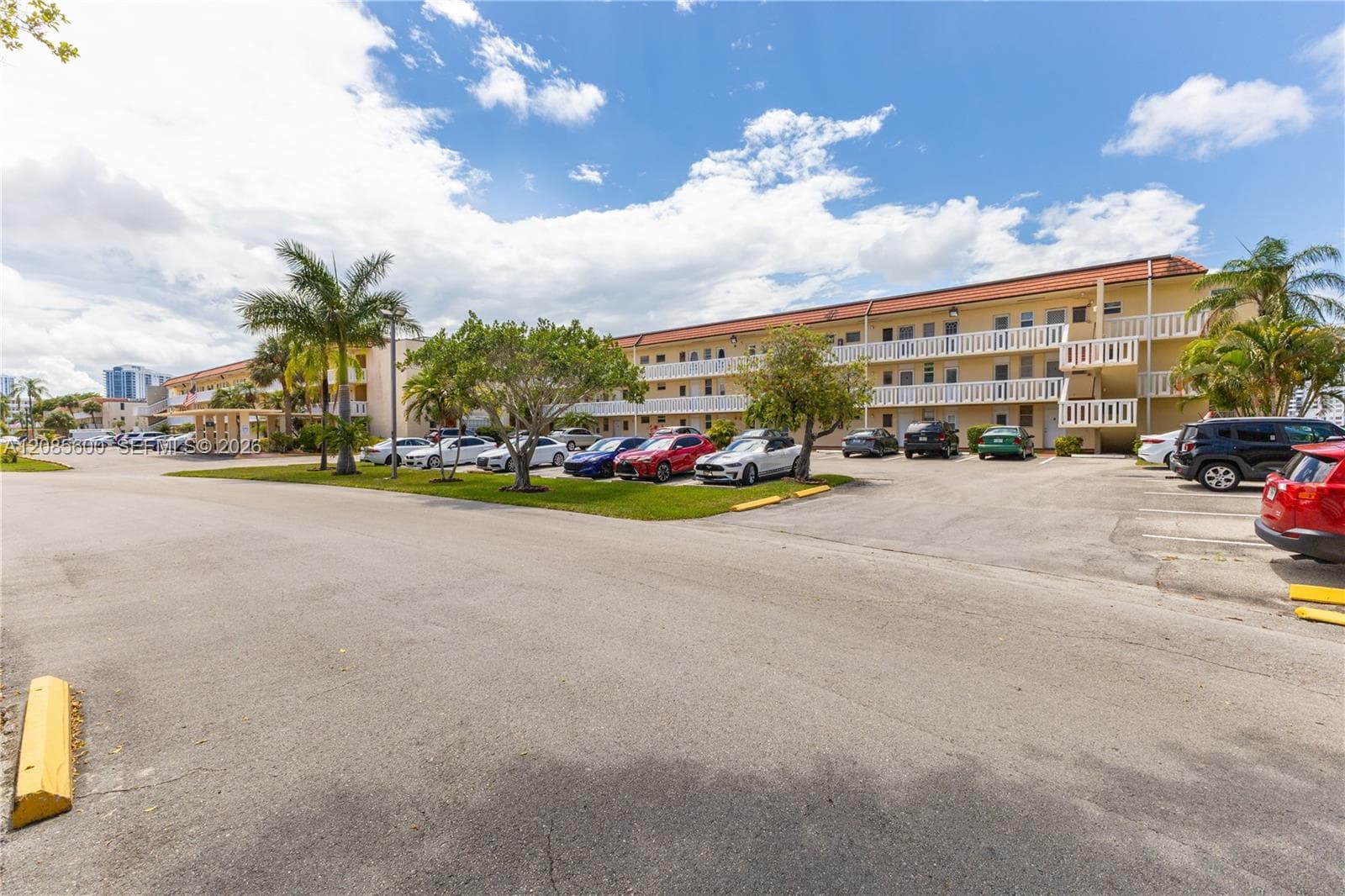 Point East · #B304 in Aventura - Photo 4