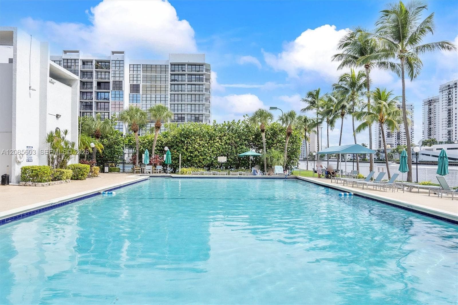OCEANVIEW PARK CONDO · #220 in Hallandale Beach - Photo 24