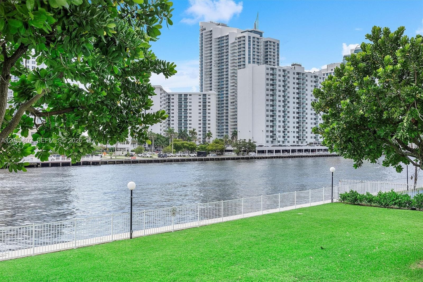 OCEANVIEW PARK CONDO · #220 in Hallandale Beach - Photo 4