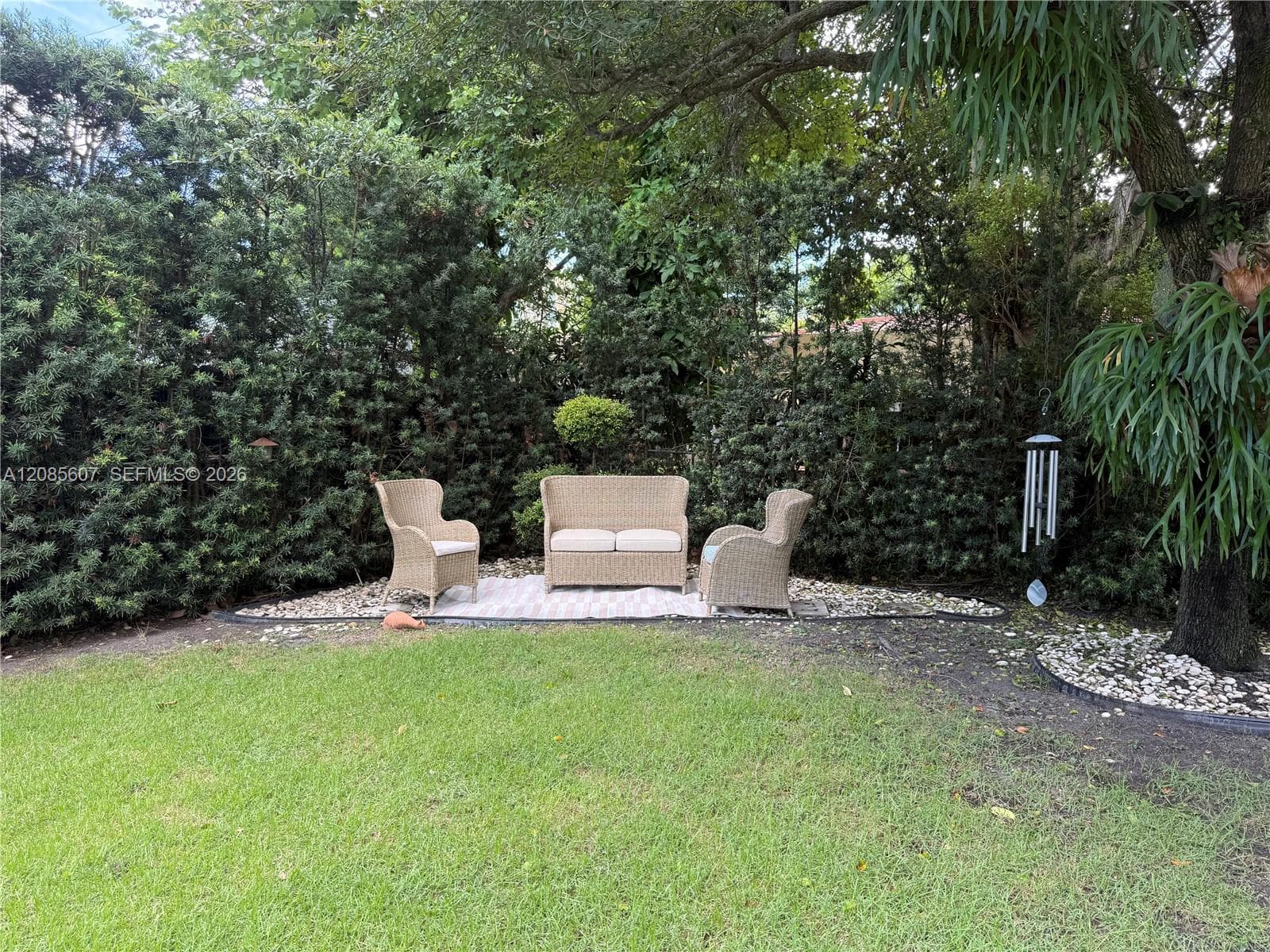 2001 Coral Gate Dr photo 48