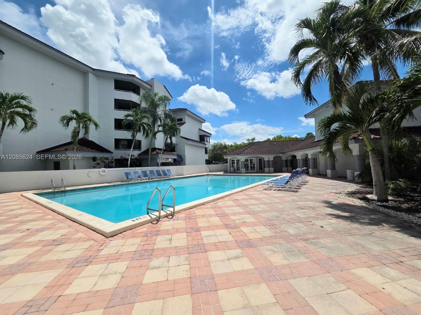 VERABELLA FALLS CONDO · #C-103 in Miami - Photo 23