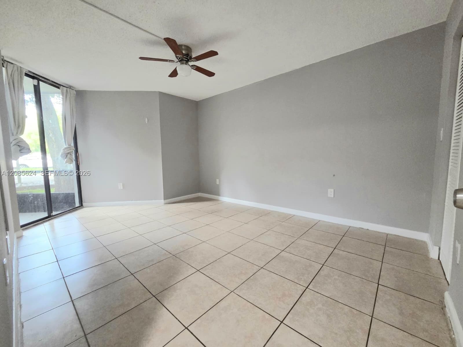 VERABELLA FALLS CONDO · #C-103 in Miami - Photo 16