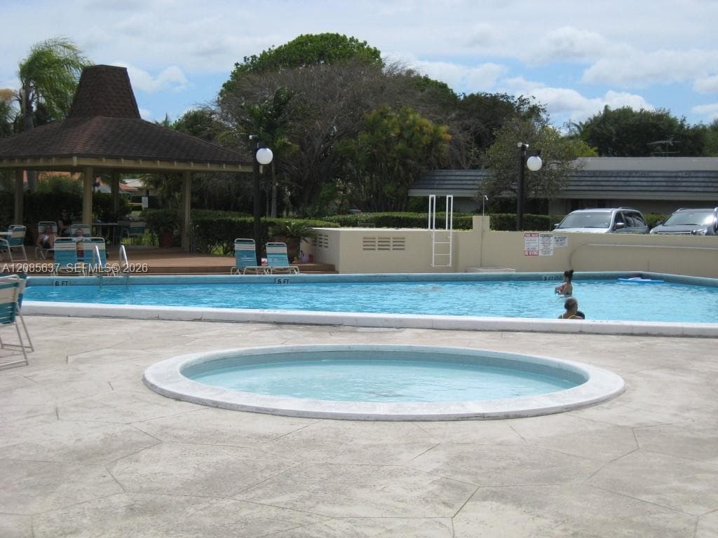 VILLAGE OF KINGS CREEK CO · #A-213 in Miami - Photo 17