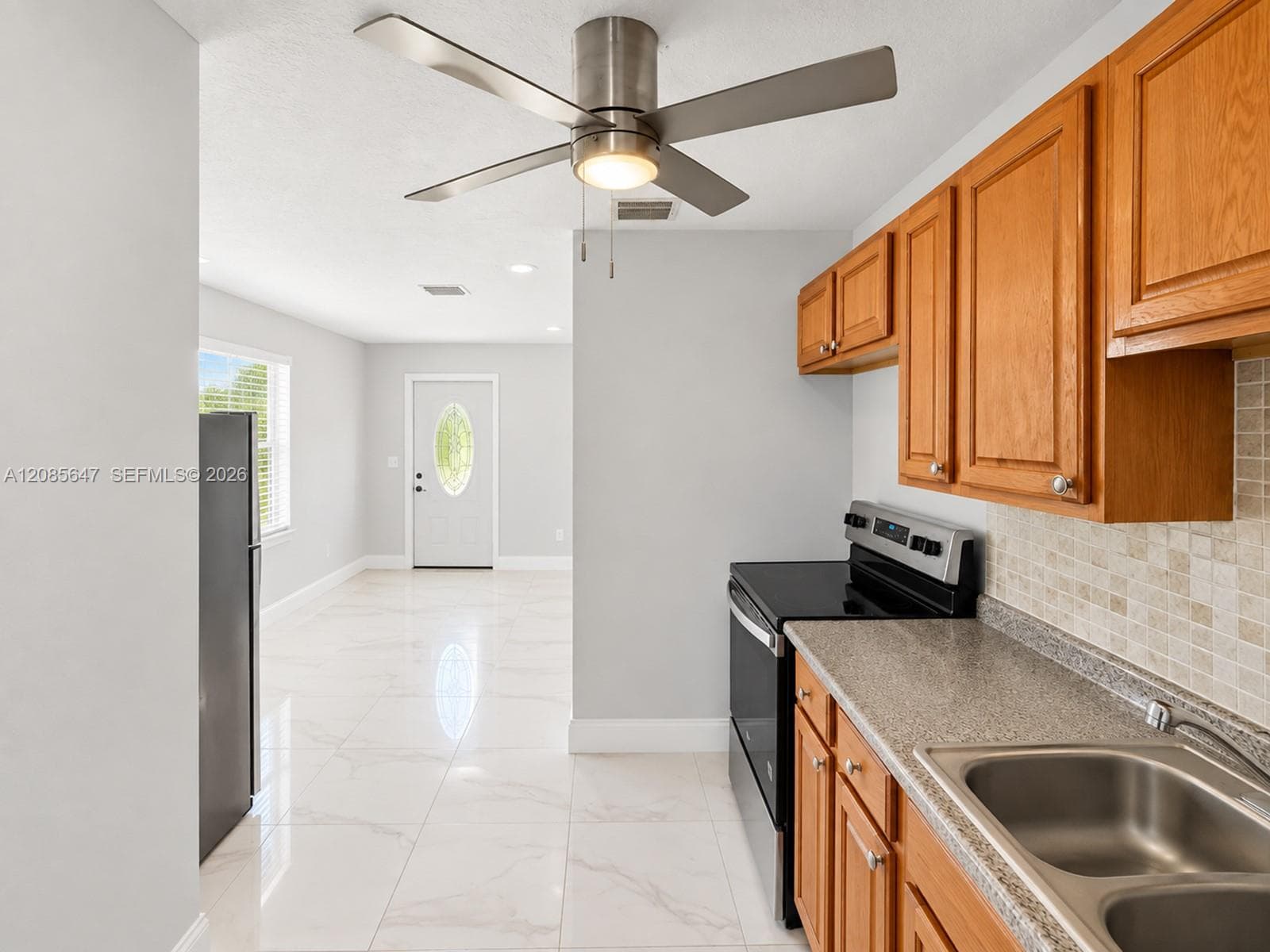 807 Handy Ave #0 photo 5