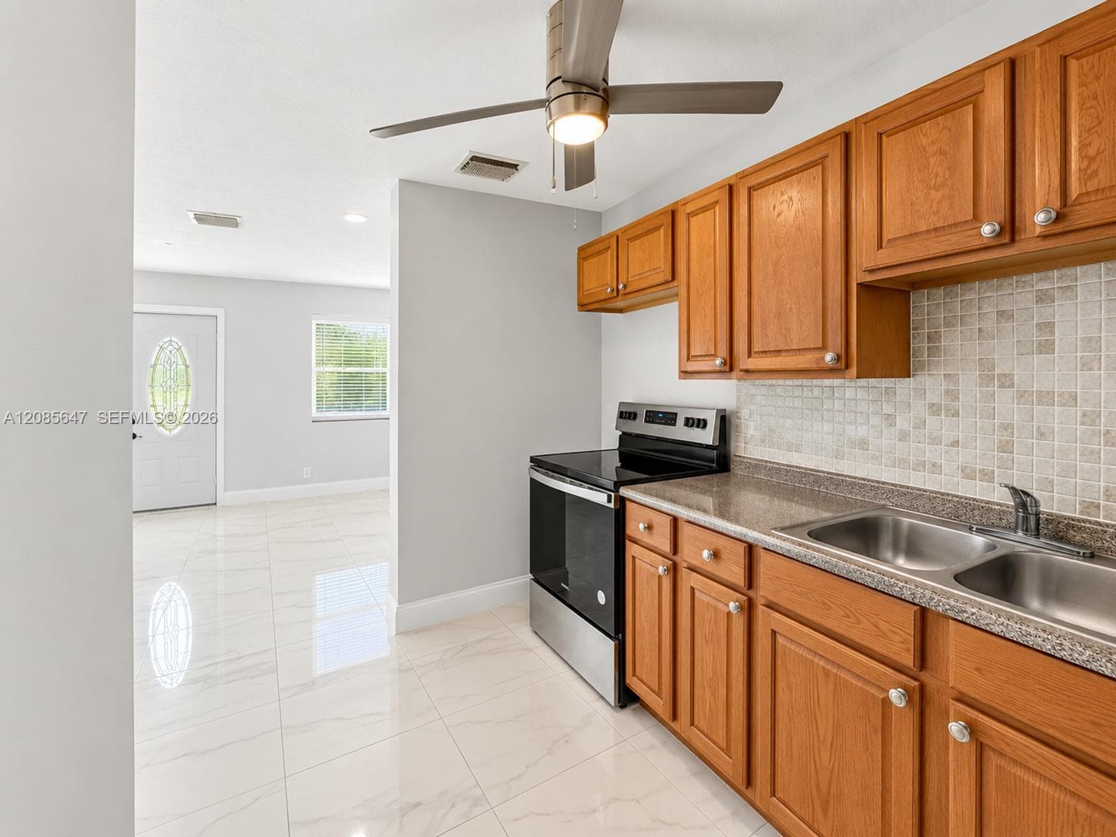 807 Handy Ave #0 photo 4