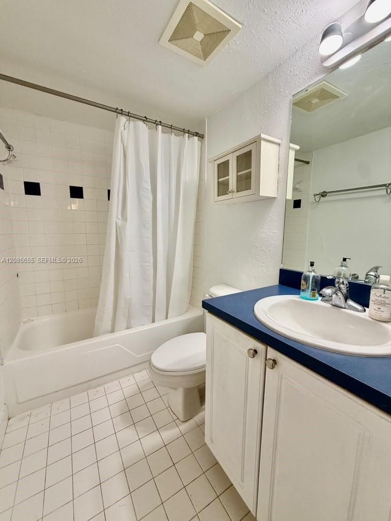 VILLAS OF PINECREST CONDO · #1033 in Pinecrest - Photo 16