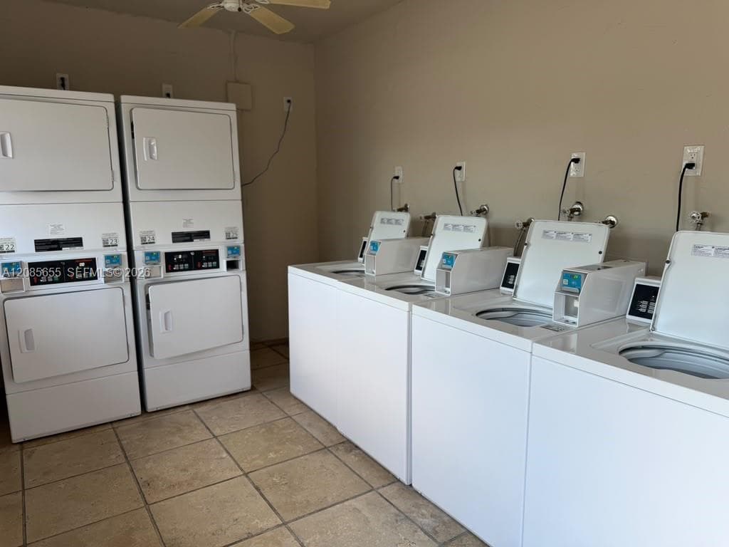 VILLAS OF PINECREST CONDO · #1033 in Pinecrest - Photo 24