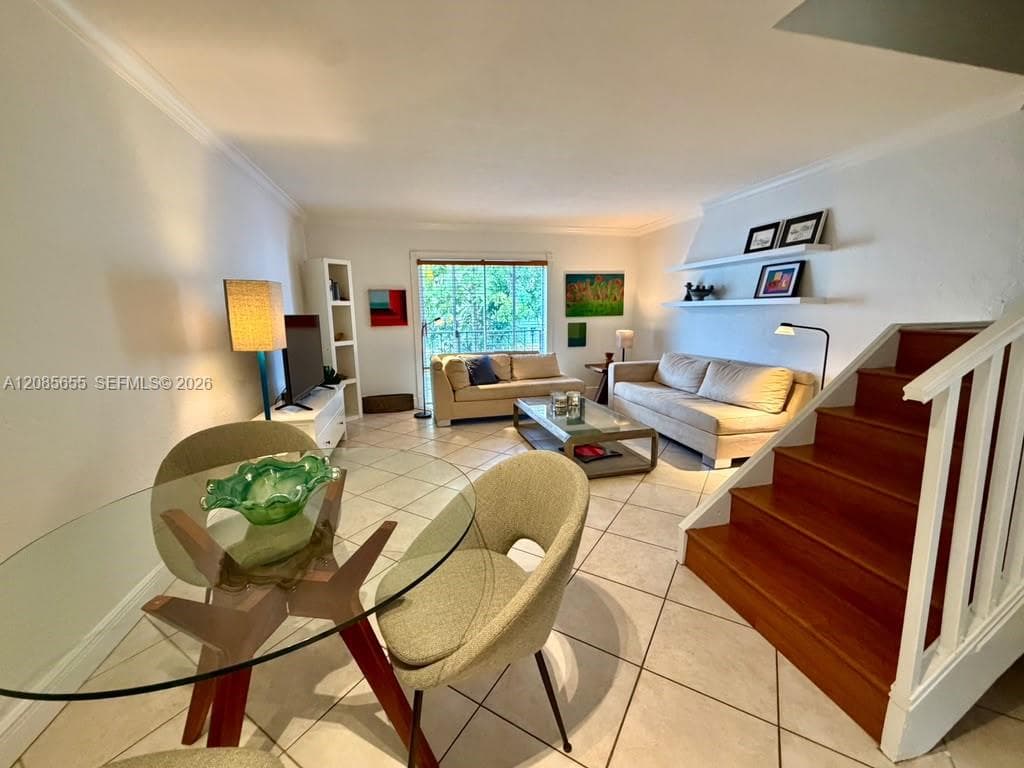 VILLAS OF PINECREST CONDO · #1033 in Pinecrest - Photo 4