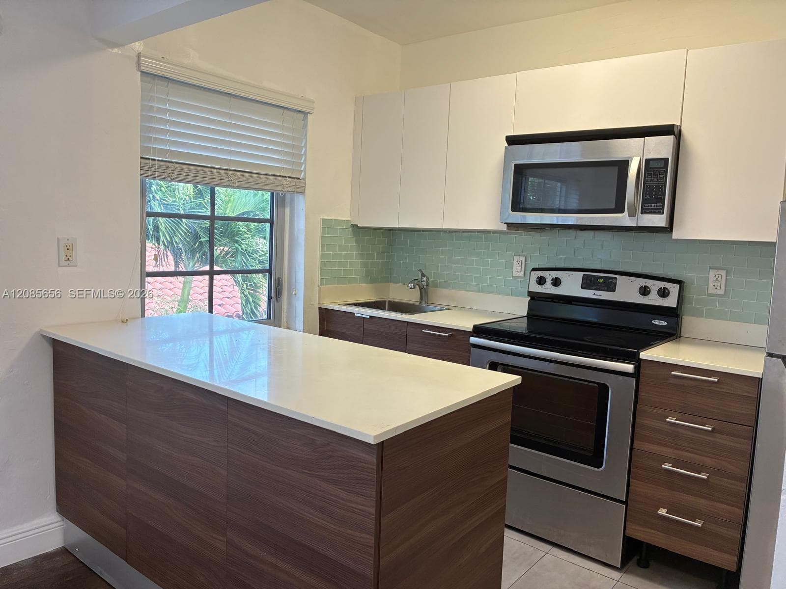 SHORES PLAZA · #11G in Miami Shores - Photo 5