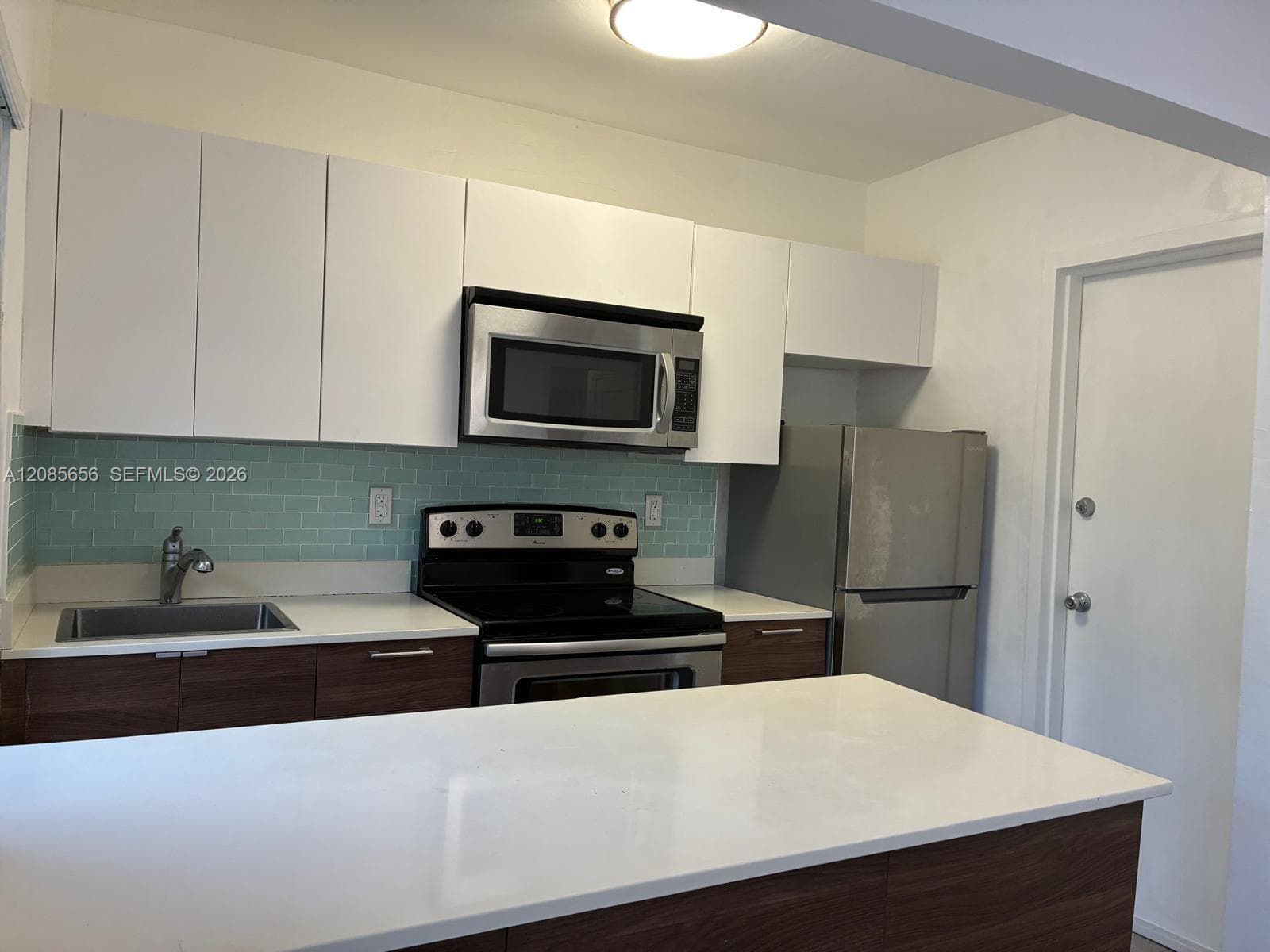 SHORES PLAZA · #11G in Miami Shores - Photo 4