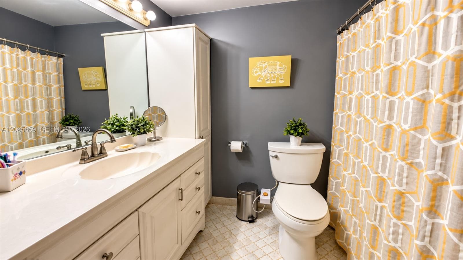 1327 N 15th Ave #22 photo 9