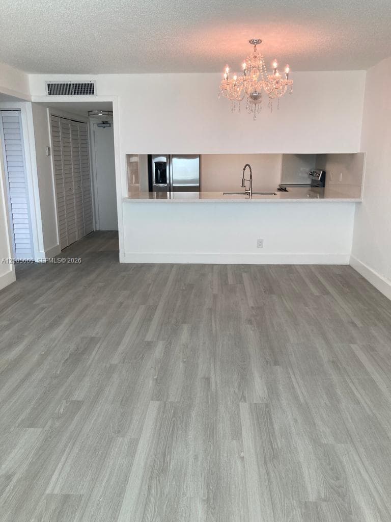 SUMMIT TOWER I OF DADELAN · #504 in Miami - Photo 2